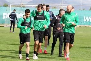 ΚΛΙΚΣ από το "Ηλίας Πούλλος"