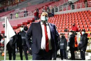 Βλέπει τον Ολυμπιακό ο Μαρινάκης