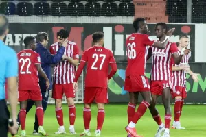 Ολυμπιακός: Νίκη και... το αυτί στην Πόλη