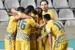 ΑΠΟΕΛ/Χωρίς "4" με Απόλλωνα