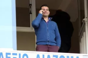 Τηλέφωνα/Αρτυματάς!