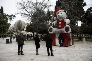  Πληροφορίες για νέα «έκρηξη» με 30.000 κρούσματα σήμερα (ΕΛΛΑΔΑ)