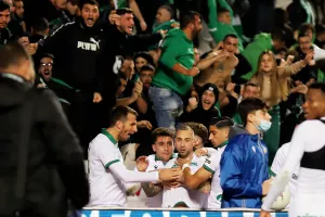 Το "tiki taka" της Ομόνοιας είναι μια "βάσιμη" ελπίδα για ανατροπή!