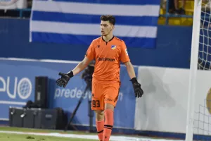 Η τούρτα-φανέλα του Νεόφυτου με το 93 του ΑΠΟΕΛ!