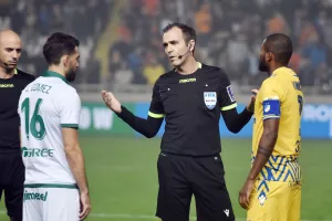 ΑΠΟΦΑΣΙΖΟΥΝ για το ΑΠΟΕΛ-Ομόνοια/Μέσα και η... Boxing Day!