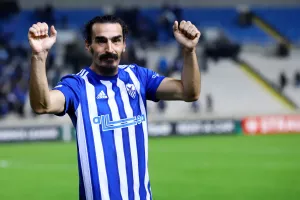 Xριστούγεννα... με Λάζαρο οι Γερμανοί/Απάντησε η Ανόρθωση