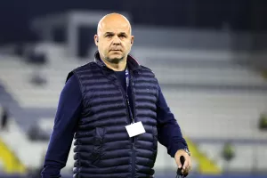 Επίσκεψη Χαμπουλλά στην προπόνηση, συστάσεις σε παίκτες!