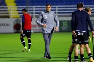 Εθνικός-Απόλλωνας: Το "ξεκλείδωσε" ο Ουέλινγκτον και τον έστειλε ξανά στην κορυφή! (φώτος)