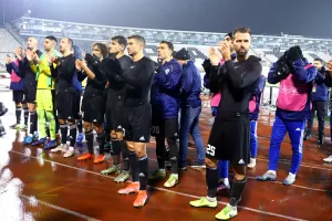 Φανέλες και RESPECT σε Μαχητές! (φώτος)