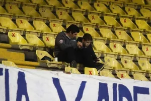 Άρης - ΠΑΕΕΚ: Χαμόγελα από τη μια, χαμένο έδαφος από την άλλη...