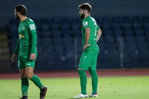 Άρης - ΠΑΕΕΚ: Χαμόγελα από τη μια, χαμένο έδαφος από την άλλη...