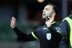 ΑΕΛ-Ολυμπιακός: Ξέσπασαν οι «Λέοντες»! (φώτος)