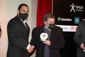 (ΦΩΤΟΣ) Η τελετή βραβεύσεων της ΕΑΚ 