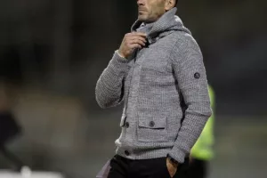 Δόξα-ΑΕΚ: Την θύμωσε, την σκόρπισε με ιστορικό Ματ και πάτησε… κορυφή! (φώτος)