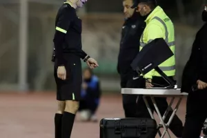 Δόξα-ΑΕΚ: Την θύμωσε, την σκόρπισε με ιστορικό Ματ και πάτησε… κορυφή! (φώτος)