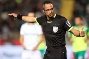 Ομόνοια-ΑΕΚ: "Έσπασαν καρδιές" και το... μοίρασαν στο ΓΣΠ (φώτος)