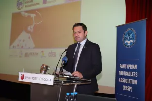 "Πολλά φιλικά παιχνίδια είναι στημένα" (φώτος)