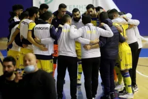 (ΦΩΤΟΣ) H Oμόνοια έσπασε το αήττητο του ΑΠΟΕΛ/ Αποτελέσματα 