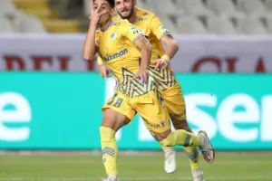 ΑΠΟΕΛ - Ομόνοια: Το καταπληκτικό "αιώνιο" βάφτηκε γαλαζοκίτρινο! (φώτος)
