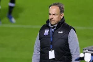 Εθνικός-Απόλλωνας: Το "ξεκλείδωσε" ο Ουέλινγκτον και τον έστειλε ξανά στην κορυφή! (φώτος)