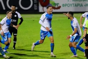 Εθνικός-Απόλλωνας: Το "ξεκλείδωσε" ο Ουέλινγκτον και τον έστειλε ξανά στην κορυφή! (φώτος)