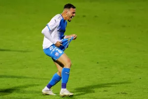 Εθνικός-Απόλλωνας: Το "ξεκλείδωσε" ο Ουέλινγκτον και τον έστειλε ξανά στην κορυφή! (φώτος)