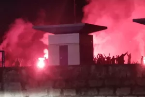 ΑΕΛίστες/ Στο "Τσίρειο" για... ντόπες! (Φώτος/Βίντεο)