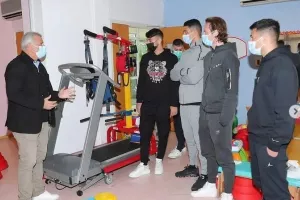 Ομόνοια στην "Ηλιαχτίδα Ζωής"/ Μοίρασαν δώρα και... χαμόγελα (Φώτος)