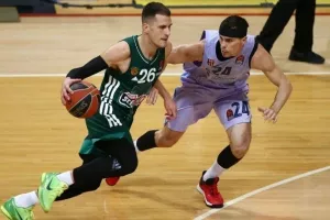 Πάλεψε με λύσσα, αλλά δεν απέφυγε την ήττα