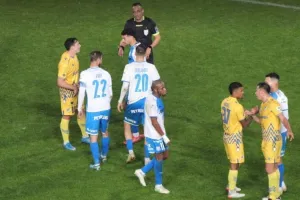 ΑΠΟΕΛ -Απόλλωνας: Τα είχε όλα εκτός... νικητή! (Φώτος)