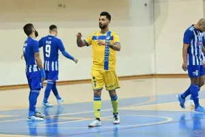 ΑΠΟΕΛ/ Διπλό με... 10 γκολ κόντρα στην Ανόρθωση! (Φώτος)