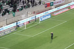 Ο Μπεργκ... πήγε στους Ομονοιάτες με το τέλος του ντέρμπι (φώτος)