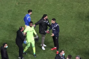 "Ελ Κλάσικο", φινάλε με Ουζόχο-ένταση στο τέλος (φώτος)