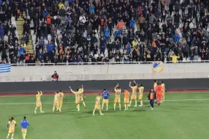 ΟΛΕ παίκτες και ΑΠΟΕΛίστες μετά το ντέρμπι! (φώτος/βίντεο)
