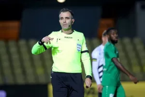 Άρης - ΠΑΕΕΚ: Χαμόγελα από τη μια, χαμένο έδαφος από την άλλη...