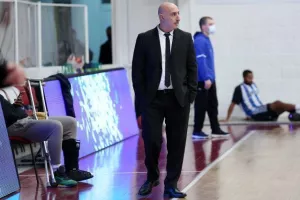 Άνετα ο Κεραυνός τον Απόλλωνα (φώτος)