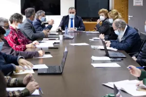 Tα νέα μέτρα για τις μέρες των Χριστουγέννων