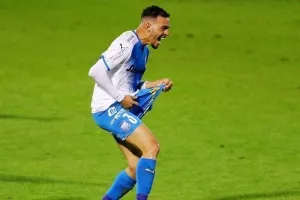 Εθνικός-Απόλλωνας: Το "ξεκλείδωσε" ο Ουέλινγκτον και τον έστειλε ξανά στην κορυφή! (φώτος)