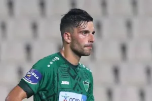 Γιατί πάγκο ο Μπόβεδα