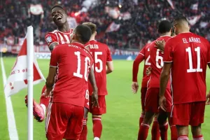 Ο Σισέ του… κεφαλιού του και ο Ολυμπιακός ξεμακραίνει!