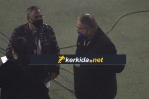 Κουβεντούλα στο... Μακάρειο (φώτος)