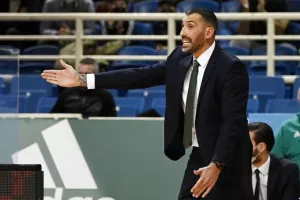 «Είναι μεγάλη τιμή για μένα να κοουτσάρω τον Παναθηναϊκό»
