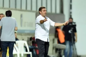 Νο1 (ΑΕΛ)