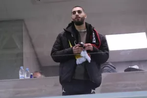 (ΦΩΤΟΡΕΠΟΡΤΑΖ) Ο κόσμος στην ΑΡΕΝΑ