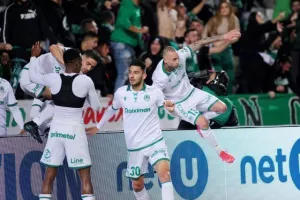 (ΦΩΤΟΣ) Εκτός στο 38', πανηγύρι στο 39΄!