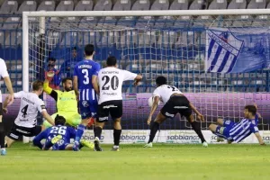 Ανόρθωση-ΠΑΕΕΚ: ΚΕΡΥΝΕΙΩΤΙΚΟ "ΜΠΑΜ" στο "ΠΑΠ" (φώτος)