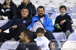 Ανόρθωση-ΠΑΕΕΚ: ΚΕΡΥΝΕΙΩΤΙΚΟ "ΜΠΑΜ" στο "ΠΑΠ" (φώτος)