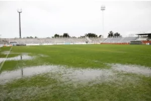 Aναβολή στο Απόλλων Πόντου-ΑΕΛ... λόγω καιρικών συνθηκών