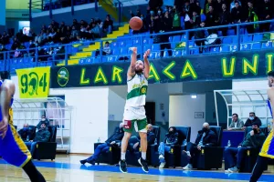 2/2 η ΑΕΚ