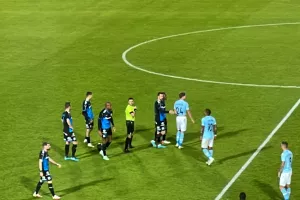 Κόκκινη η Πάφος, με δέκα στο 37΄! 